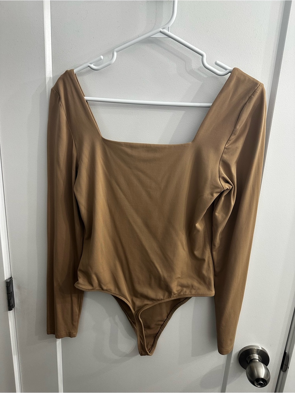 Babaton Square Neck Long Sleeve Bodysuit - Camel - Picture 3 of 4